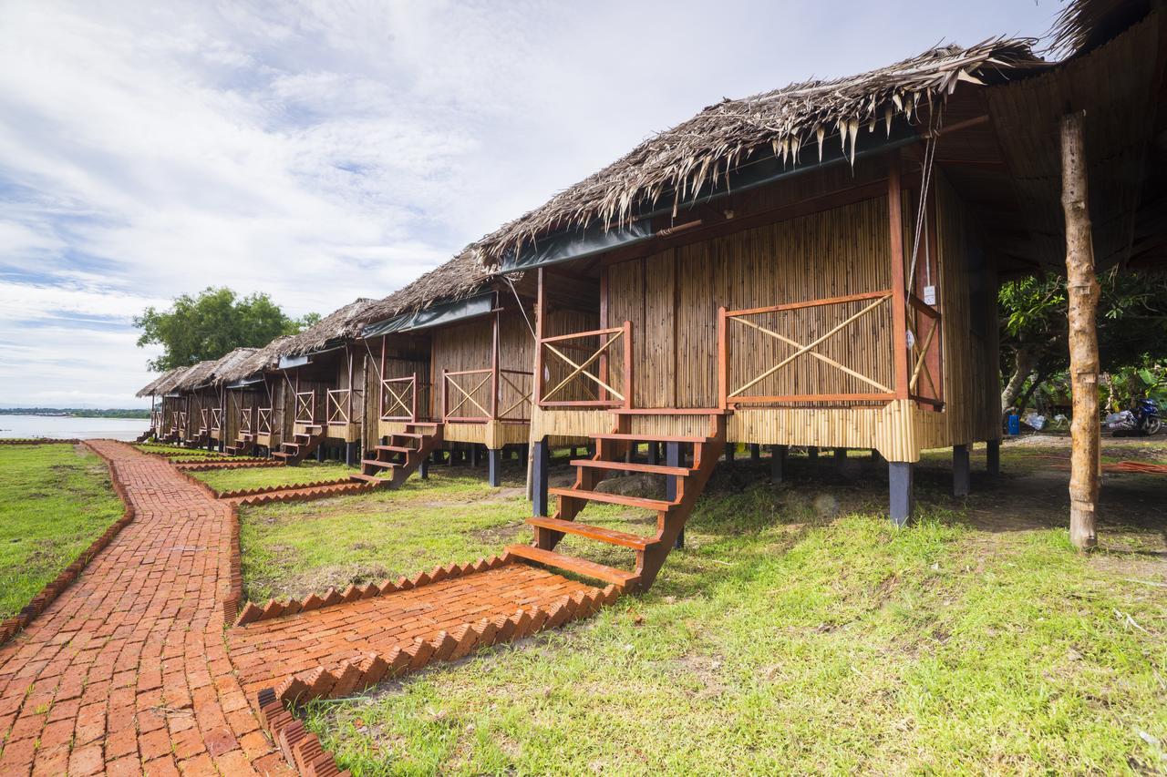 9 Huts On A Hill Hotell Kudat Eksteriør bilde