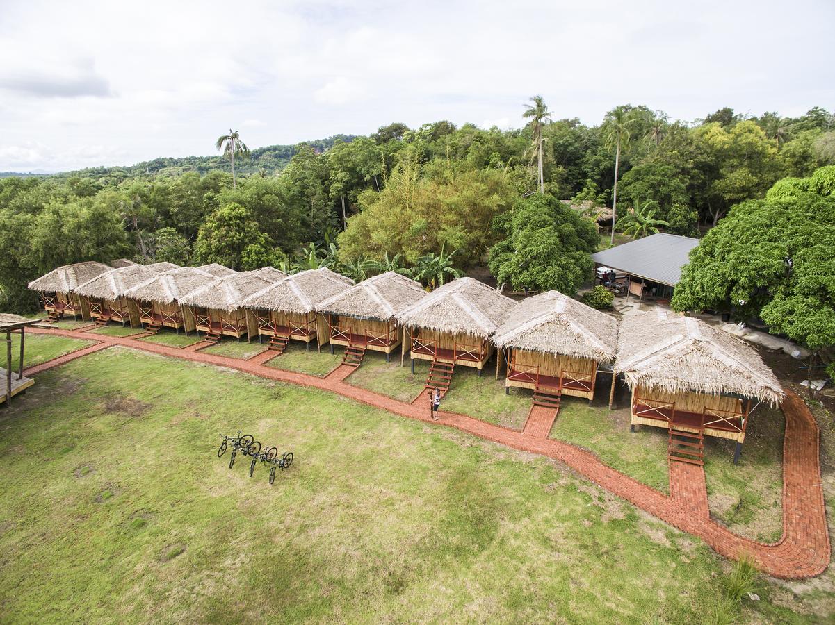 9 Huts On A Hill Hotell Kudat Eksteriør bilde