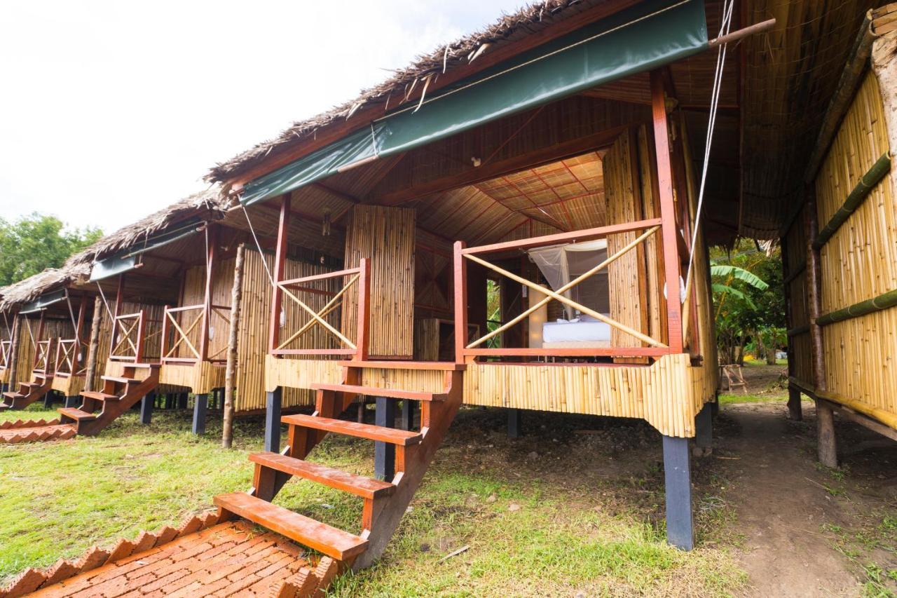 9 Huts On A Hill Hotell Kudat Eksteriør bilde