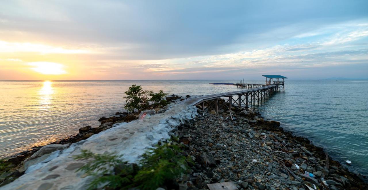 9 Huts On A Hill Hotell Kudat Eksteriør bilde